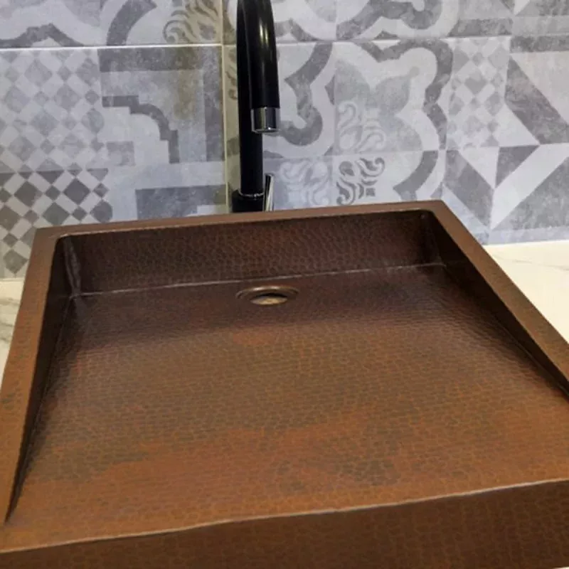 20" Condesa Hammered Copper Vessel Sink
