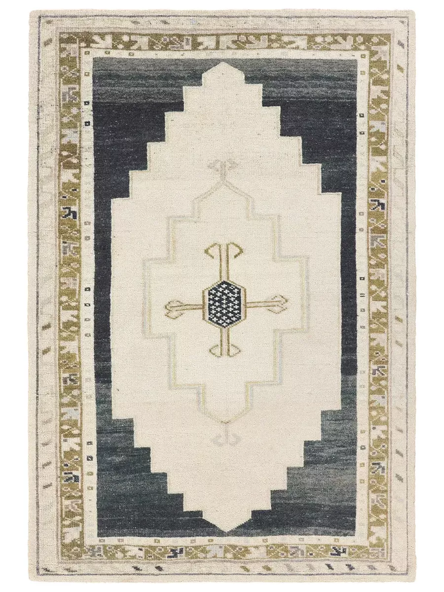 Casen Stellar Ancient Scroll 5' x 8' Rug
