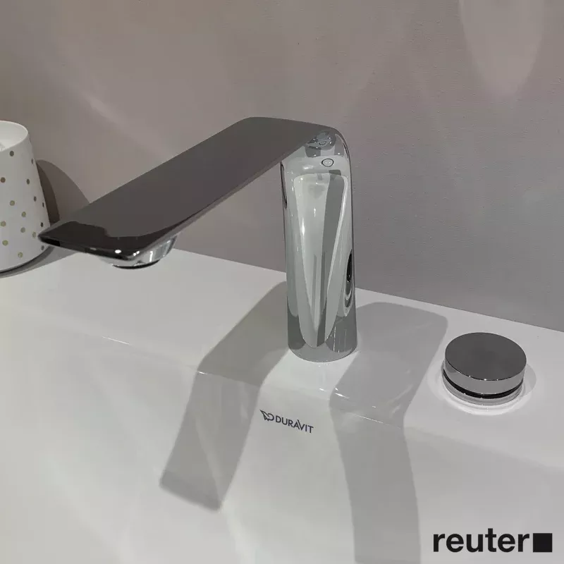 Duravit D.1e Two Hole Electronic Fitting M
