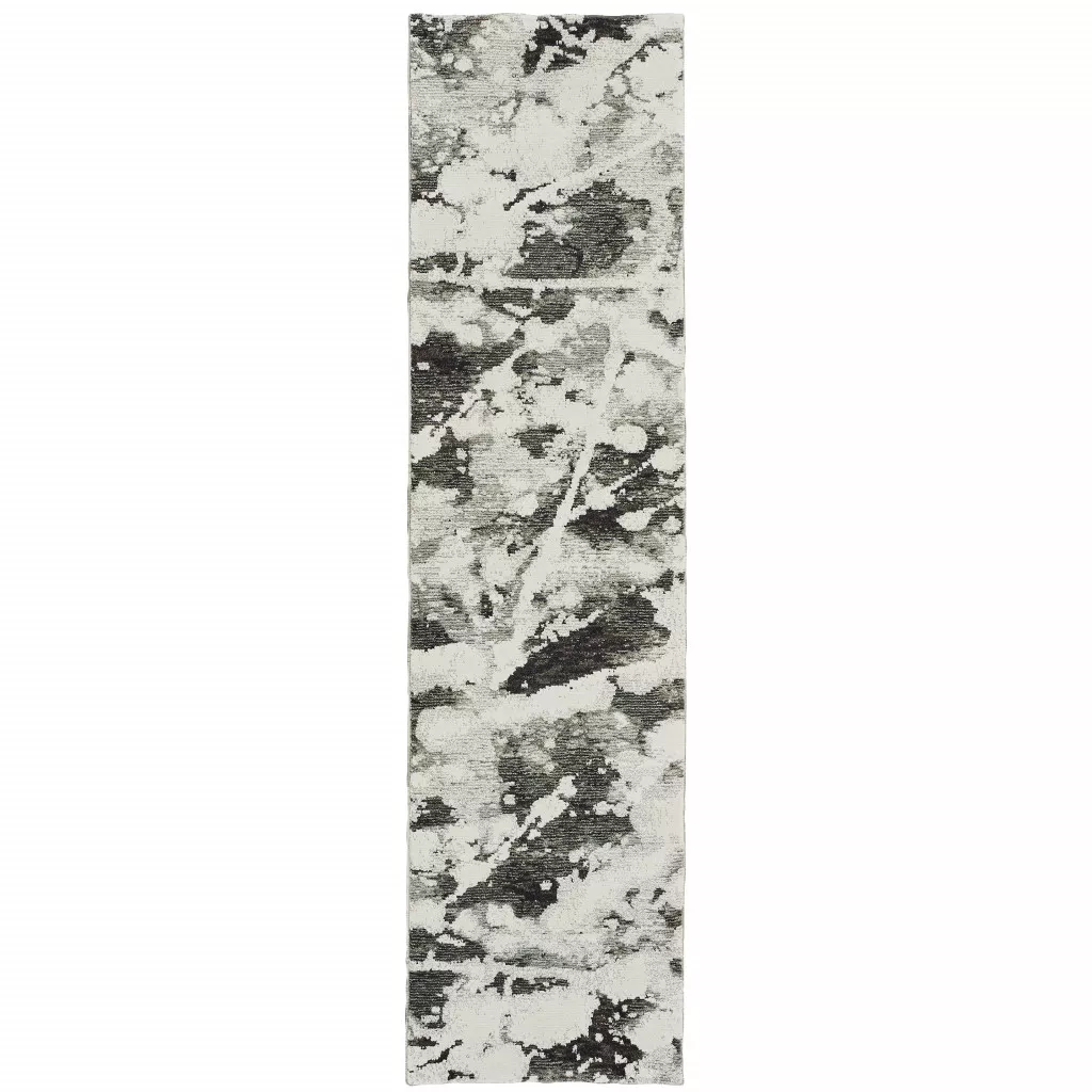 HomeRoots Abstract Runner Rug
