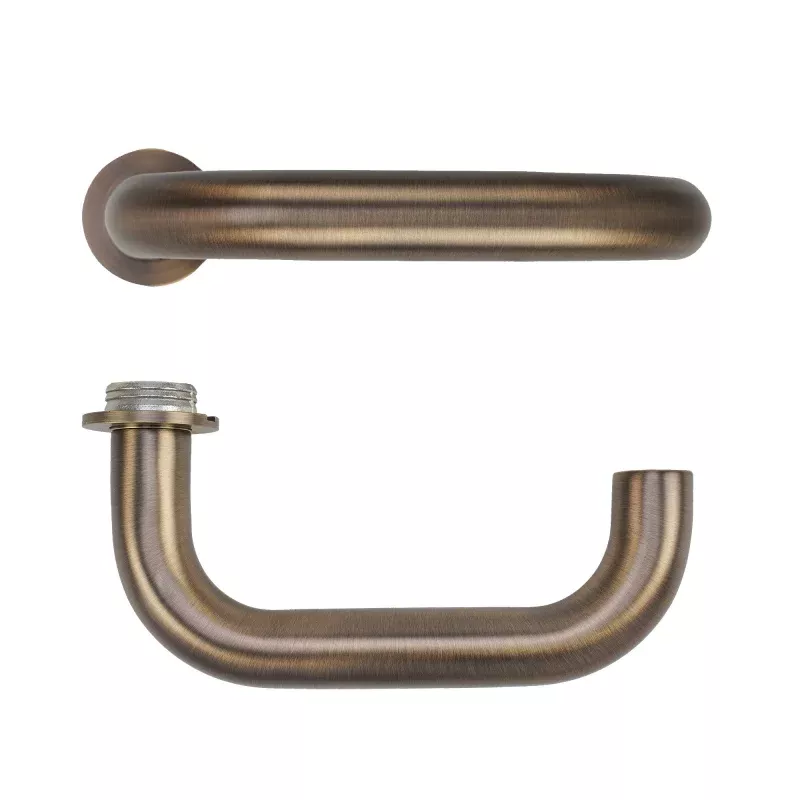 Maggiore Lever on 32mm Round Mini Rose