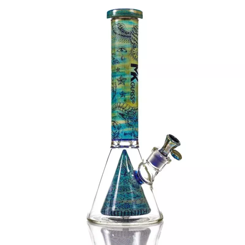 MK Glass Electroplated Engraved Pyramid Art Beaker