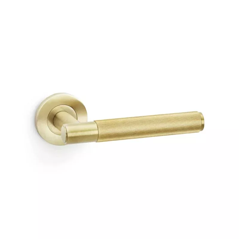 Reeded Spitfire Lever on Round Rose