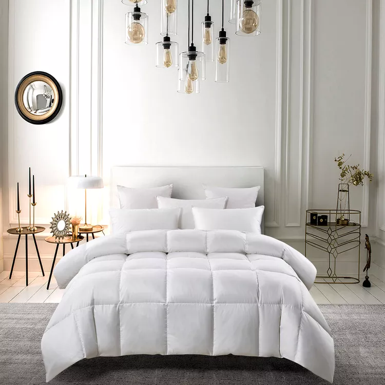 Serta 300 Thread Count White Down Fiber Comforter-All Seasons Warmth