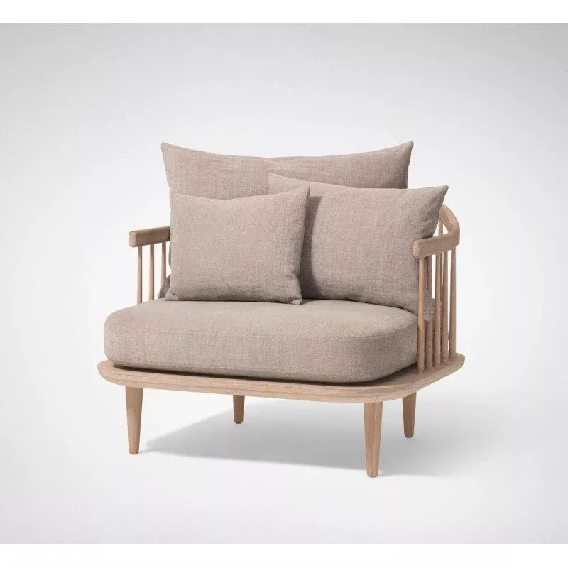 & Tradition Fly Chair